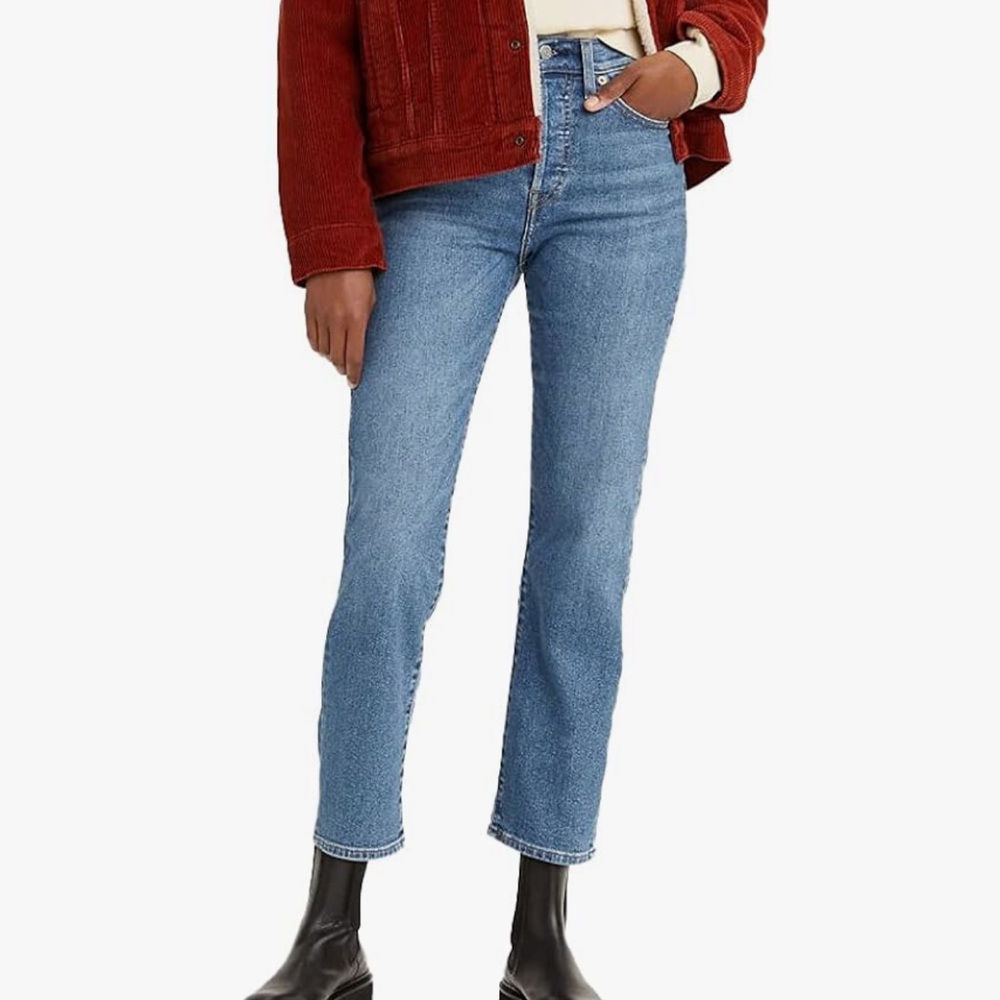 Women’s Levi Wedgie Straight Jean - size 29